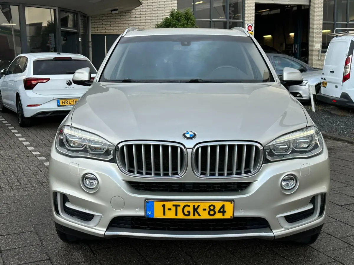 XDrive30d High Executive