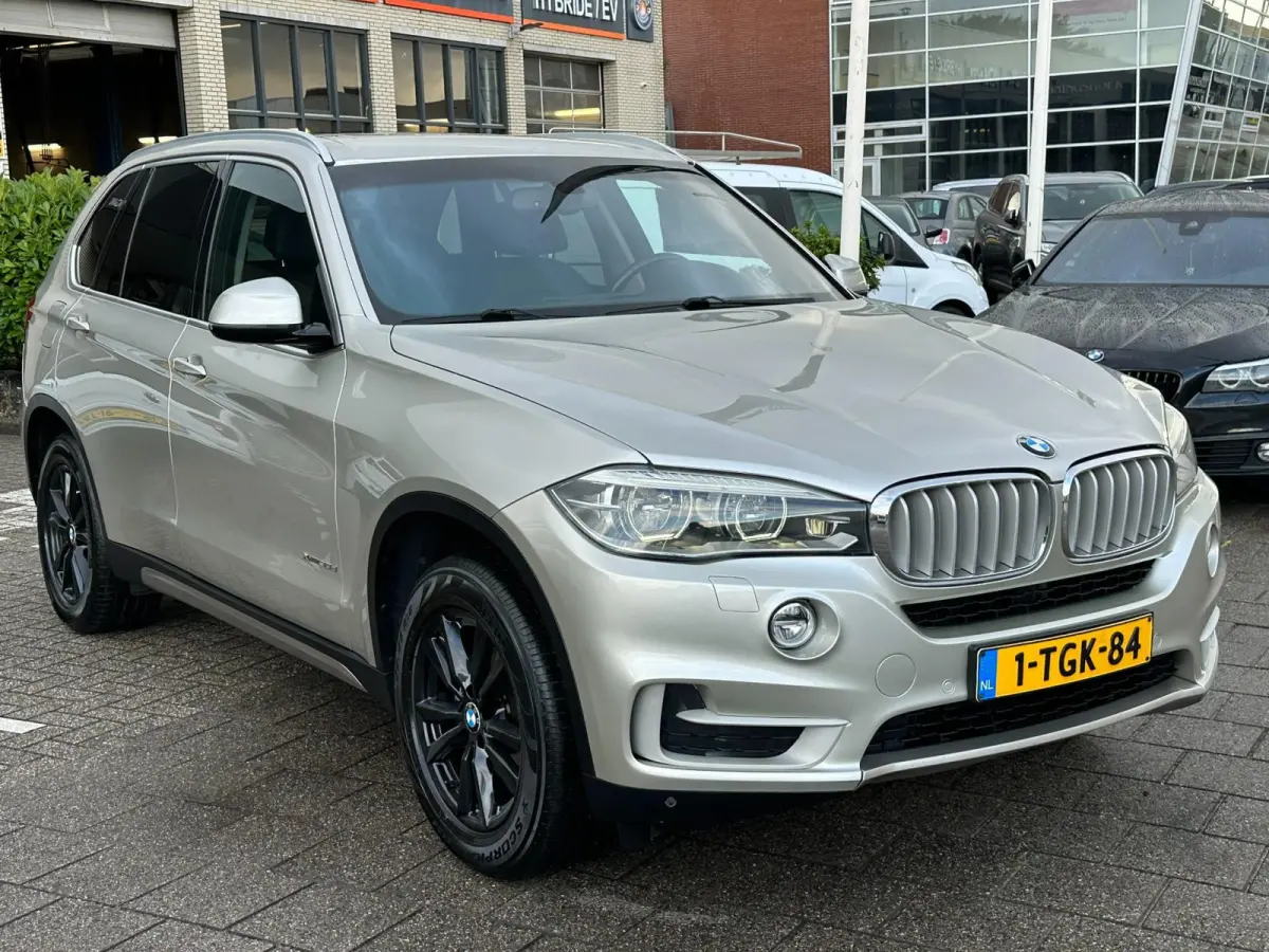 XDrive30d High Executive