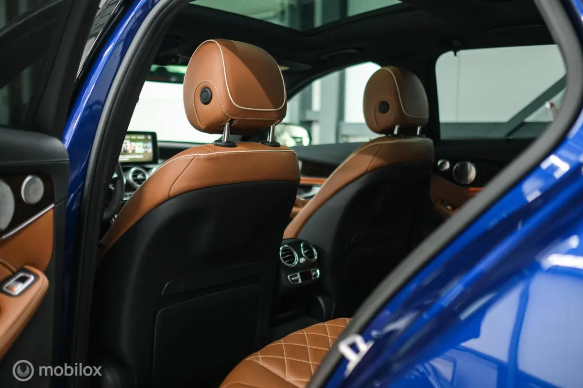 AMG 63 S 585 pk | Drivers Pack | Unieke samenstelling | Stoelkoeling | Dealer OH | 2e eigenaar | Camera | Burmester | CarPlay |