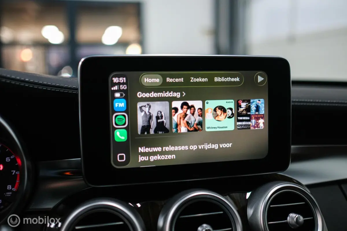 AMG 63 S 585 pk | Drivers Pack | Unieke samenstelling | Stoelkoeling | Dealer OH | 2e eigenaar | Camera | Burmester | CarPlay |