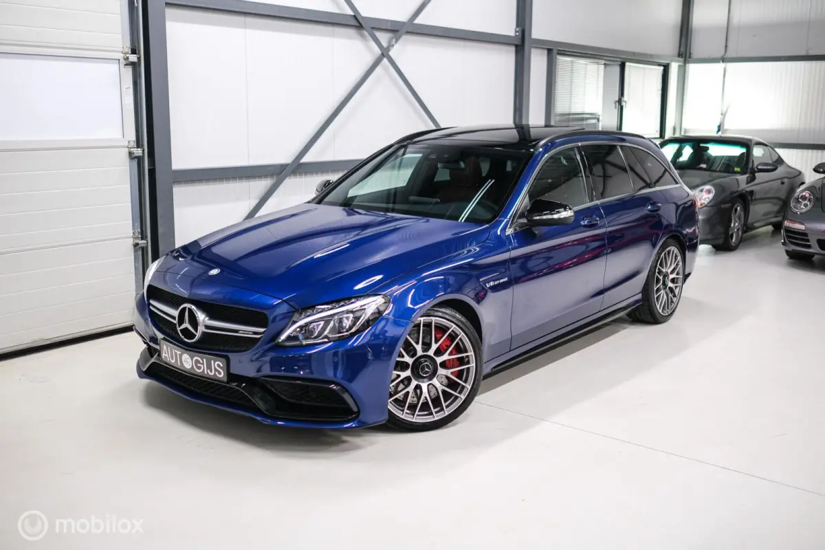 AMG 63 S 585 pk | Drivers Pack | Unieke samenstelling | Stoelkoeling | Dealer OH | 2e eigenaar | Camera | Burmester | CarPlay |