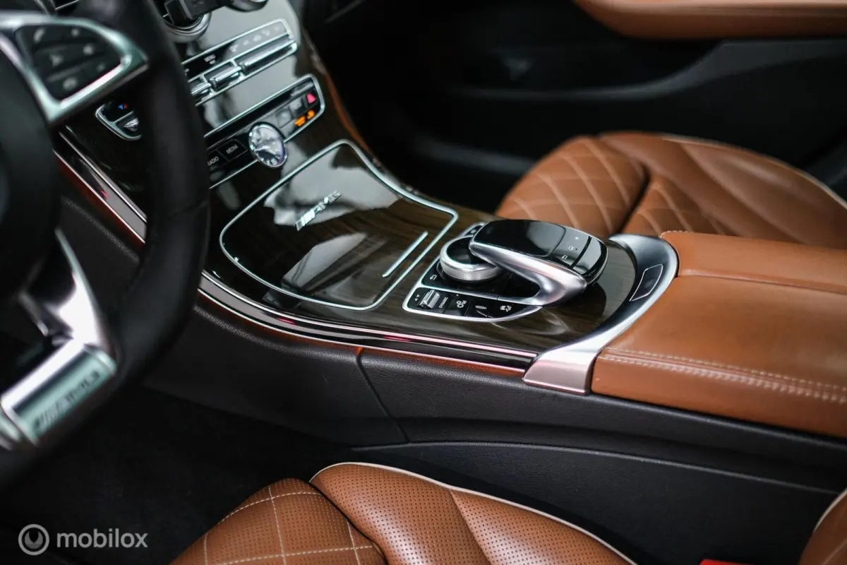 AMG 63 S 585 pk | Drivers Pack | Unieke samenstelling | Stoelkoeling | Dealer OH | 2e eigenaar | Camera | Burmester | CarPlay |