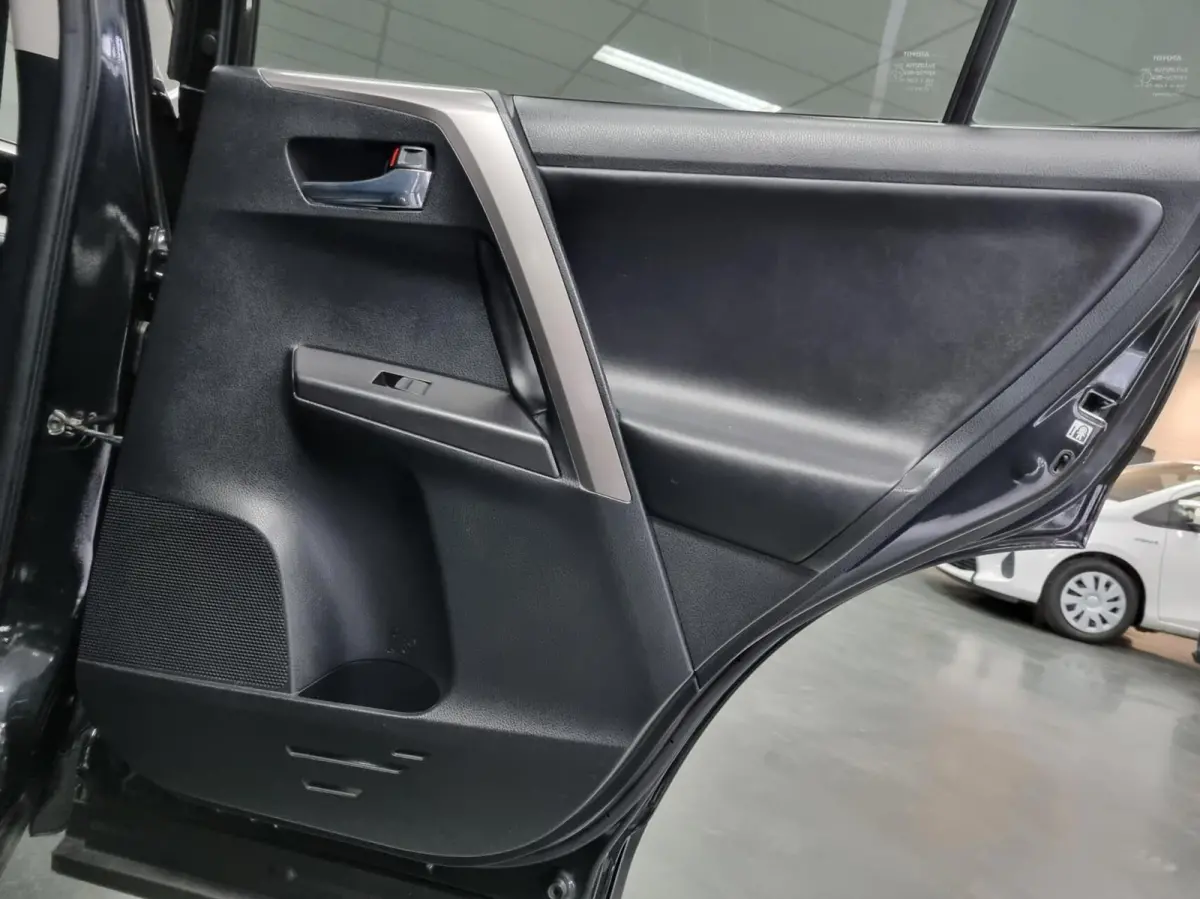 2.5 Hybrid AWD Style / Afn. Trekhaak / PDC