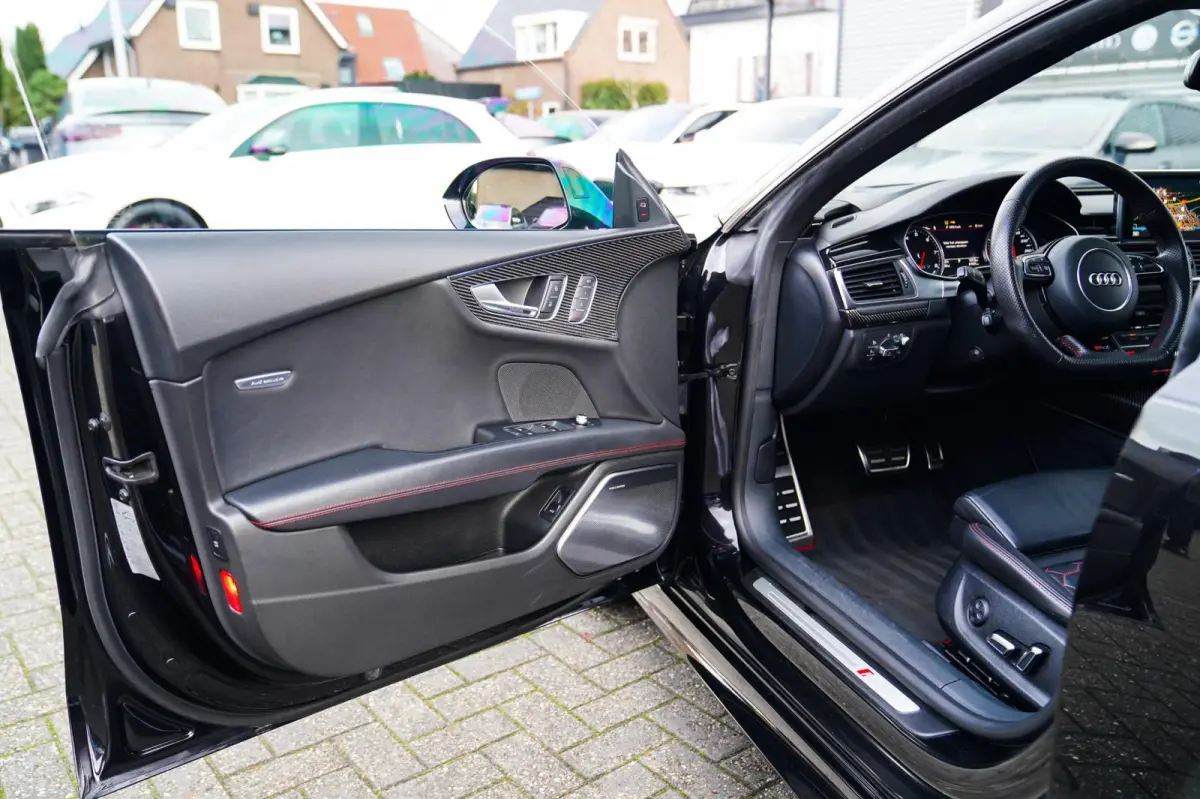 4.0 TFSI RS 7 Quattro Pro Line plus | Carbon Package | Keramische remmen | Nappa leder | HuD | Bang & Olufsen |