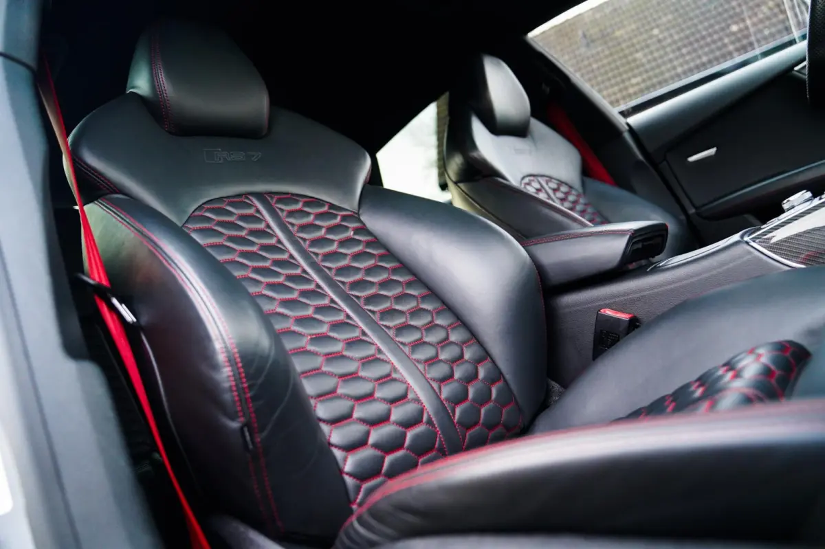 4.0 TFSI RS 7 Quattro Pro Line plus | Carbon Package | Keramische remmen | Nappa leder | HuD | Bang & Olufsen |