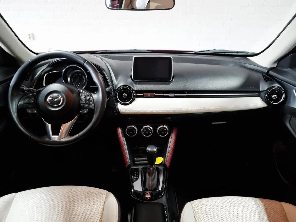 2.0 SkyActiv-G 120 GT-M Automaat/ HUD