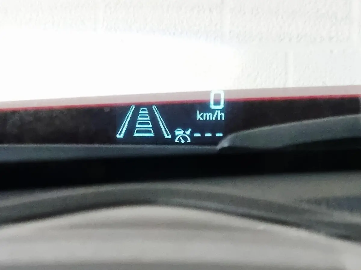 2.0 SkyActiv-G 120 GT-M Automaat/ HUD