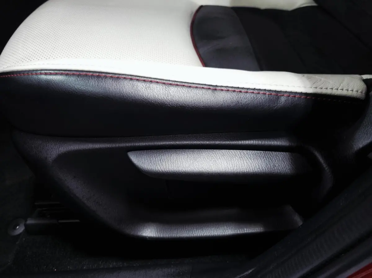 2.0 SkyActiv-G 120 GT-M Automaat/ HUD