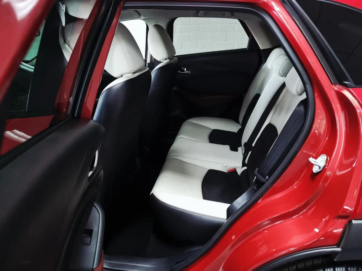 2.0 SkyActiv-G 120 GT-M Automaat/ HUD