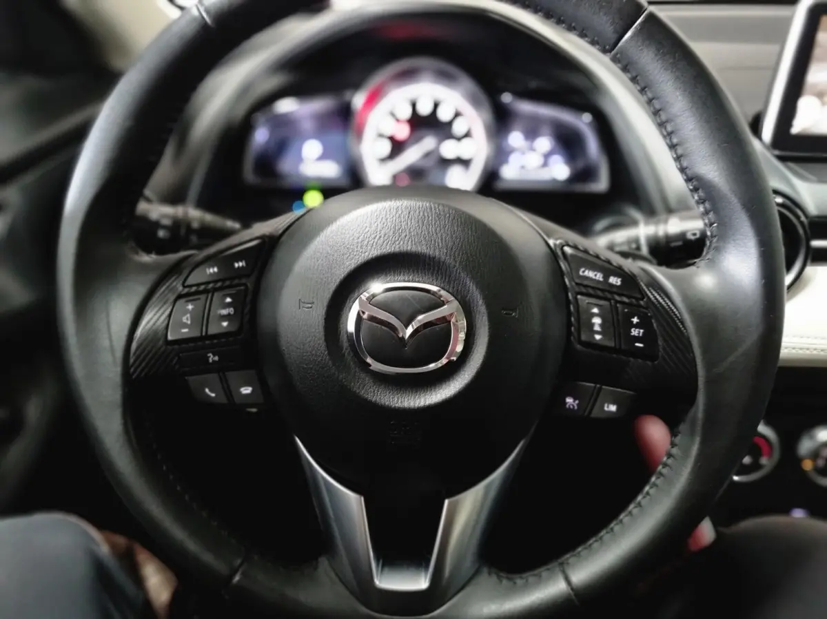 2.0 SkyActiv-G 120 GT-M Automaat/ HUD