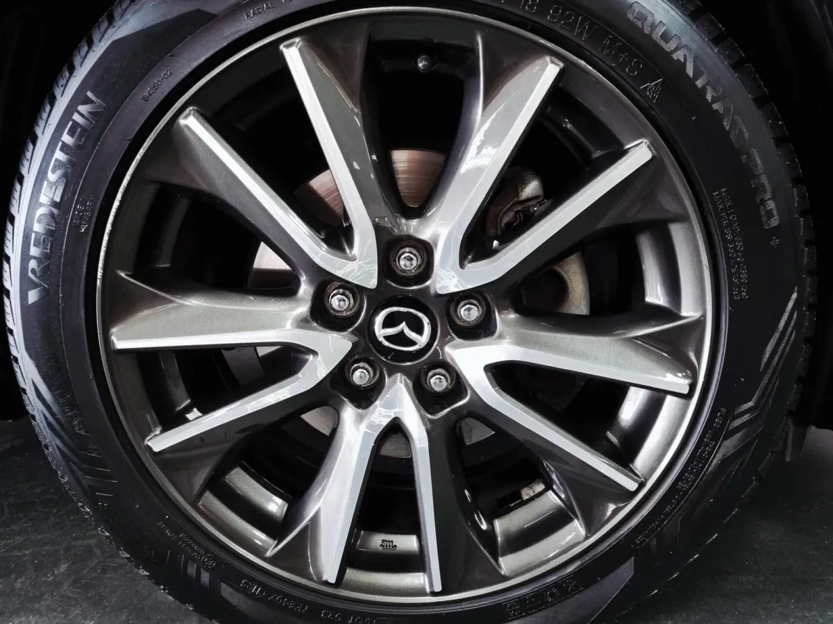 2.0 SkyActiv-G 120 GT-M Automaat/ HUD