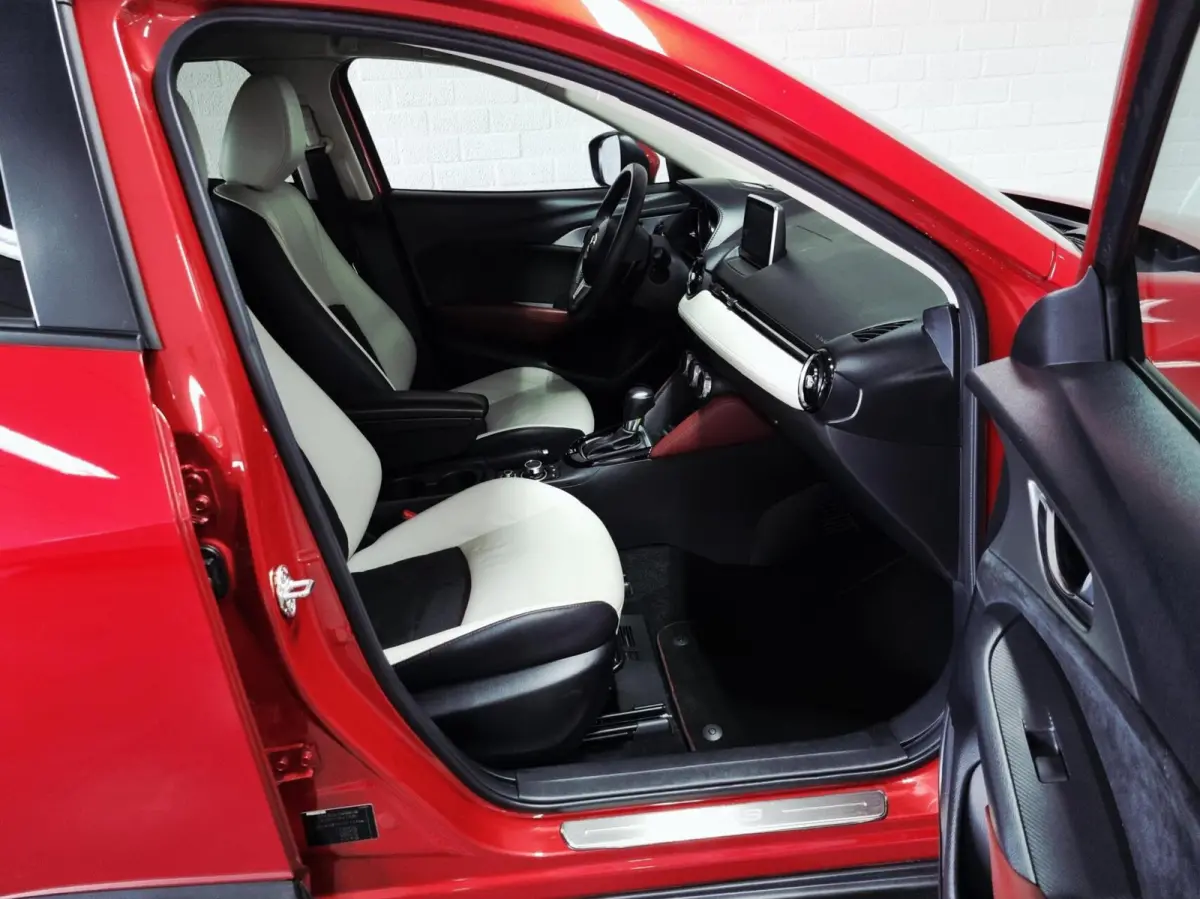2.0 SkyActiv-G 120 GT-M Automaat/ HUD