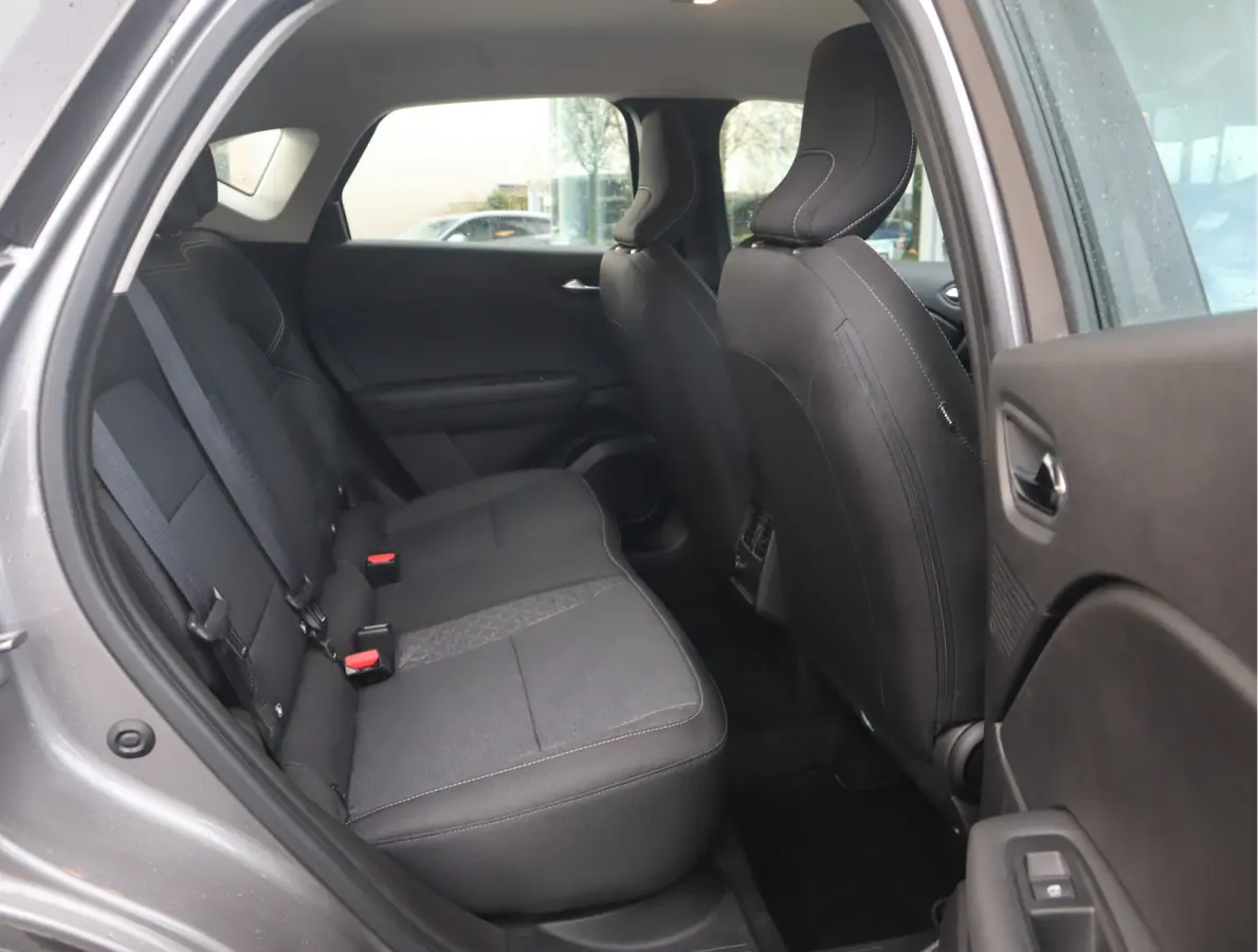 1.0 TCe 90 evolution Navi / Airco / Elekramen / LED / DAB