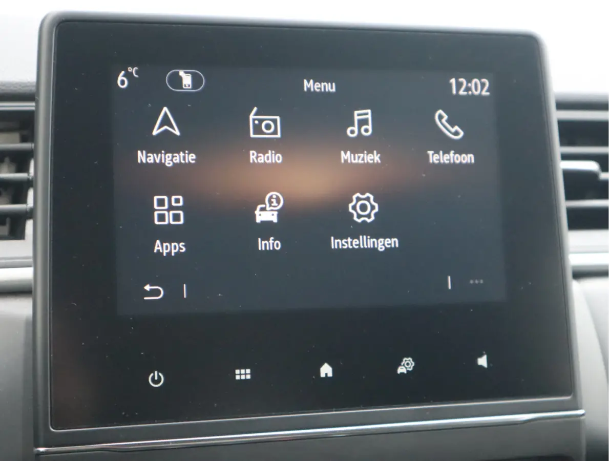1.0 TCe 90 evolution Navi / Airco / Elekramen / LED / DAB