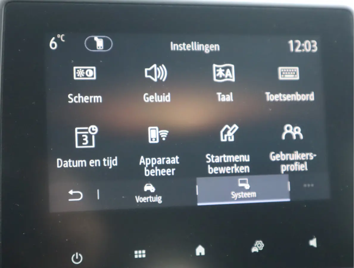 1.0 TCe 90 evolution Navi / Airco / Elekramen / LED / DAB