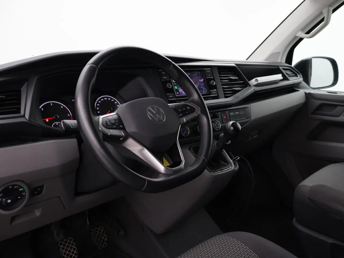 2.0 TDI L2H1 HIGHLINE | LMV | TREKHAAK | APPLE CARPLAY | CAMERA | COMFORSTOELEN