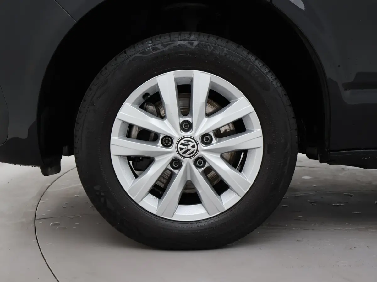 2.0 TDI L2H1 HIGHLINE | LMV | TREKHAAK | APPLE CARPLAY | CAMERA | COMFORSTOELEN