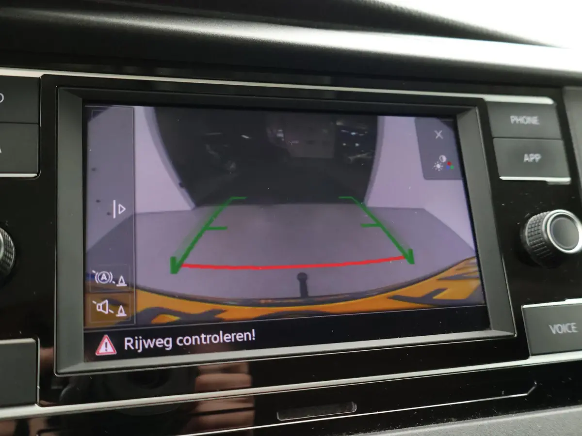 2.0 TDI L2H1 HIGHLINE | LMV | TREKHAAK | APPLE CARPLAY | CAMERA | COMFORSTOELEN