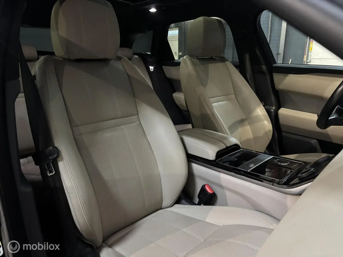 P250 Turbo AWD R-Dynamic Pano