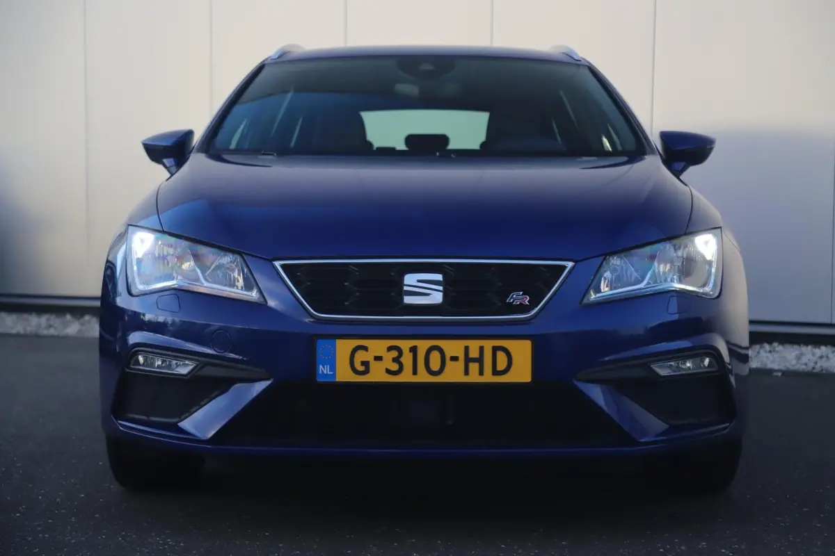 1.0 TSI FR Business Intense 116PK Virtual Keyless 17 inch Navigatie Achteruitrijcamera Stoelverwarming Sfeerverlichting Adaptive Cruise Parkeersensor Beats Audio
