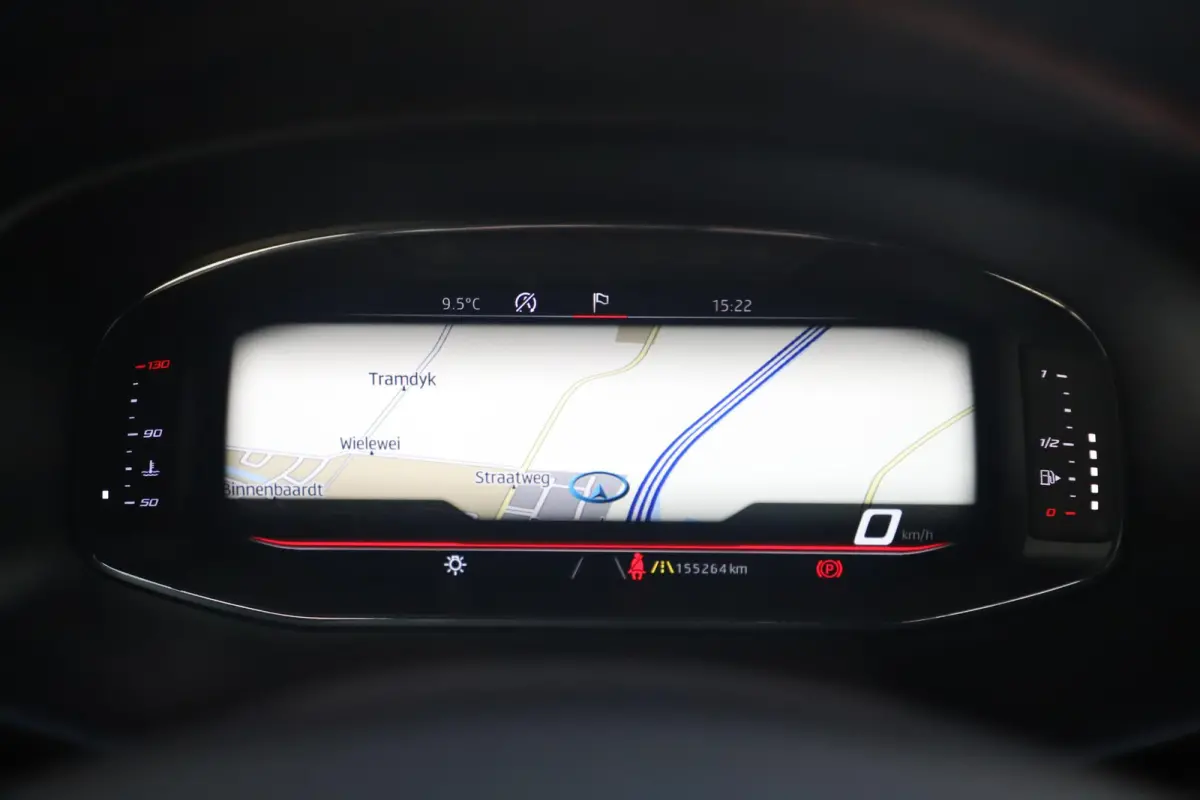 1.0 TSI FR Business Intense 116PK Virtual Keyless 17 inch Navigatie Achteruitrijcamera Stoelverwarming Sfeerverlichting Adaptive Cruise Parkeersensor Beats Audio