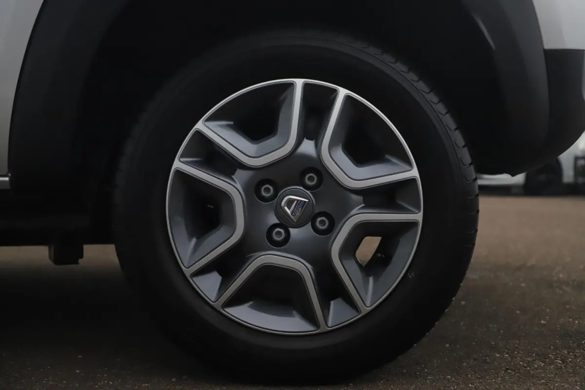Business 27 kWh Automaat Leder Navigatie Camera Airco Cruise Limiter 14 inch LMV Elektrische Ramen Dealer Onderhouden!