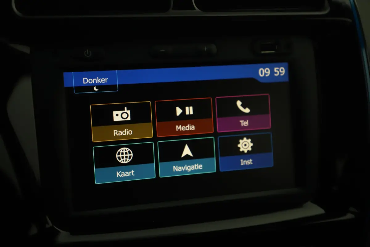 Business 27 kWh Automaat Leder Navigatie Camera Airco Cruise Limiter 14 inch LMV SOH 98% Dealer Onderhouden!