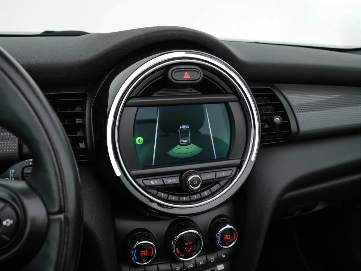 Mini 1.5 Chili *LEATHER | FULL-LED | HEATED-SPORTSEATS | KEYLESS | NAVI-FULLMAP | ECC | PDC | CRUISE | AMBIENTLIGHT | AIRSCARF | 18''ALU*