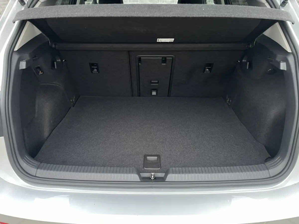 1.4 eHybrid Style PHEV | Elek. Trekhaak | IQ-Light | Carplay | Memory | Navi | Sfeerverlichting
