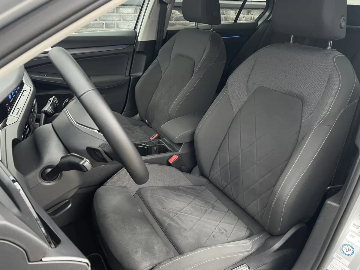 1.4 eHybrid Style PHEV | Elek. Trekhaak | IQ-Light | Carplay | Memory | Navi | Sfeerverlichting