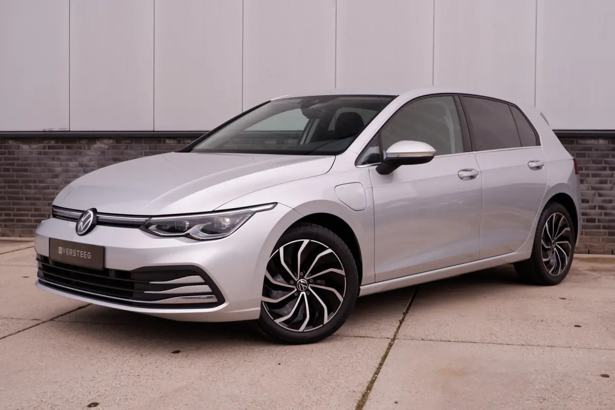 1.4 eHybrid Style PHEV | Elek. Trekhaak | IQ-Light | Carplay | Memory | Navi | Sfeerverlichting