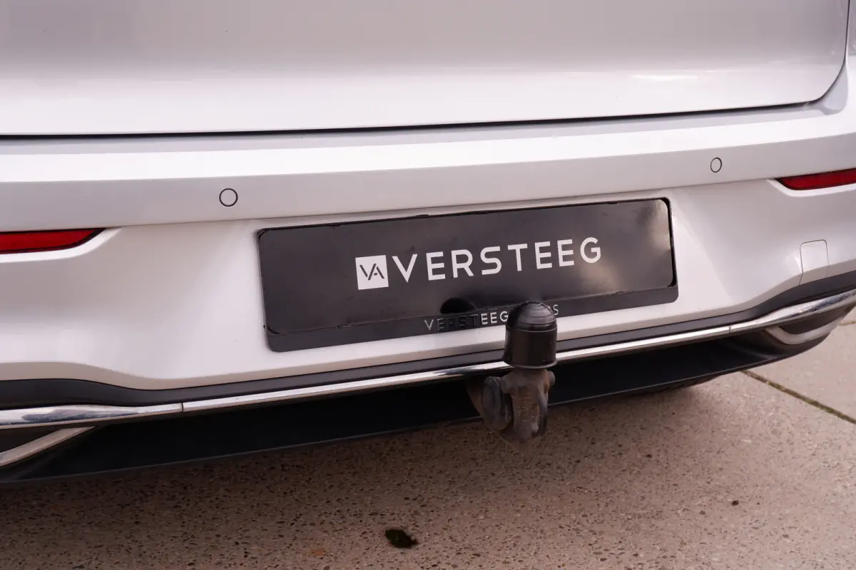 1.4 eHybrid Style PHEV | Elek. Trekhaak | IQ-Light | Carplay | Memory | Navi | Sfeerverlichting