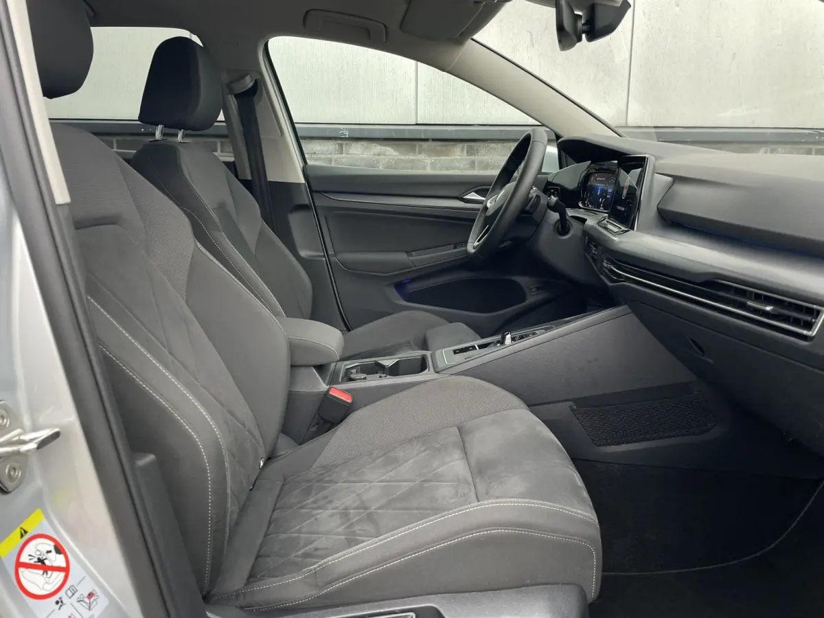 1.4 eHybrid Style PHEV | Elek. Trekhaak | IQ-Light | Carplay | Memory | Navi | Sfeerverlichting