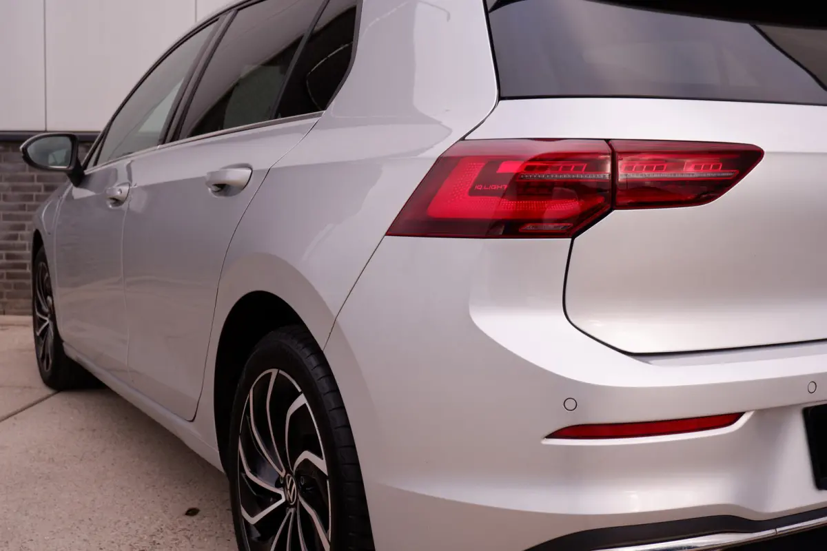 1.4 eHybrid Style PHEV | Elek. Trekhaak | IQ-Light | Carplay | Memory | Navi | Sfeerverlichting