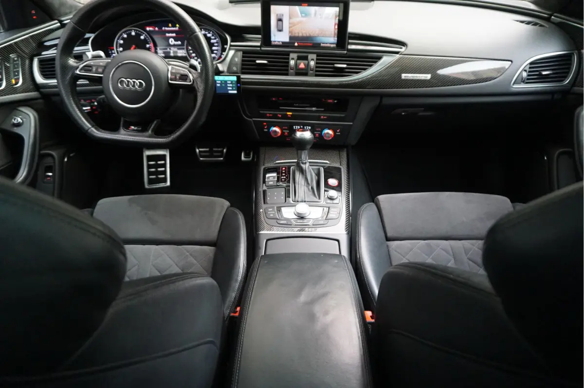 4.0 TFSI RS 6 quattro performance Pro Line Plus | Luchtvering | HUD | Night Vision | Adaptive Cruise | Apple Carplay |