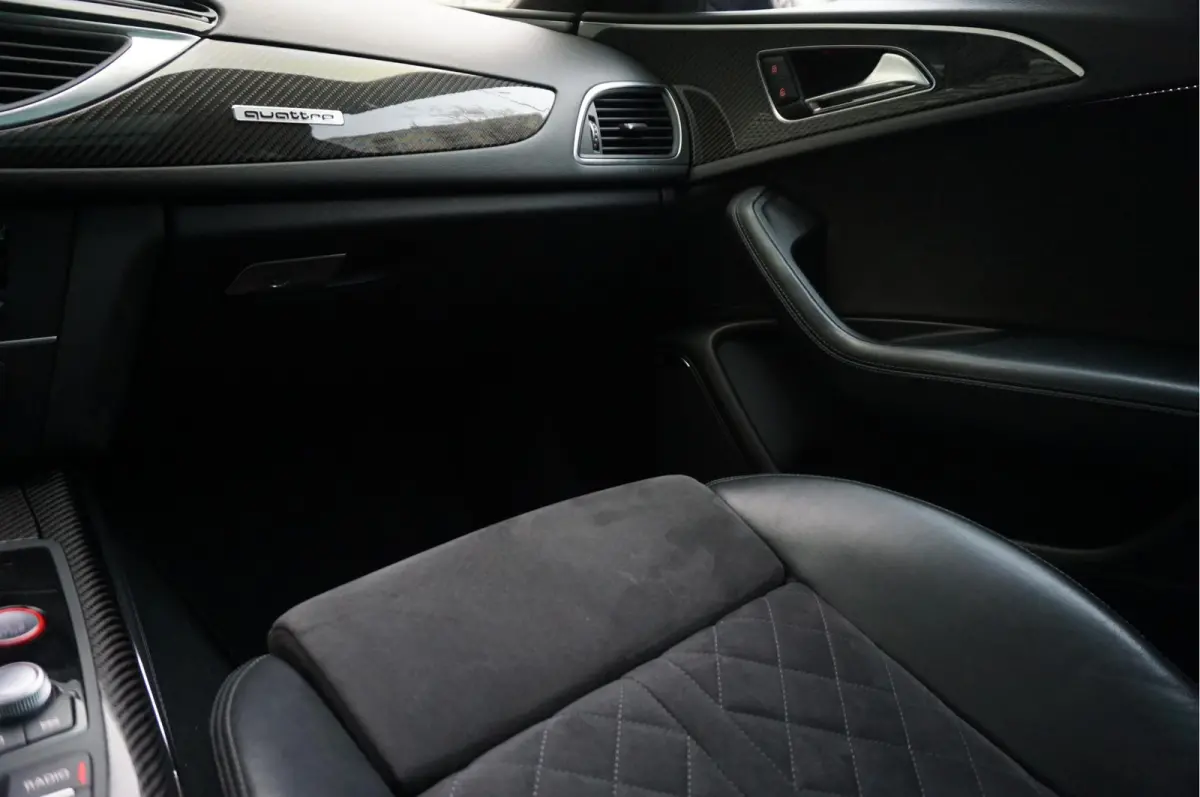 4.0 TFSI RS 6 quattro performance Pro Line Plus | Luchtvering | HUD | Night Vision | Adaptive Cruise | Apple Carplay |
