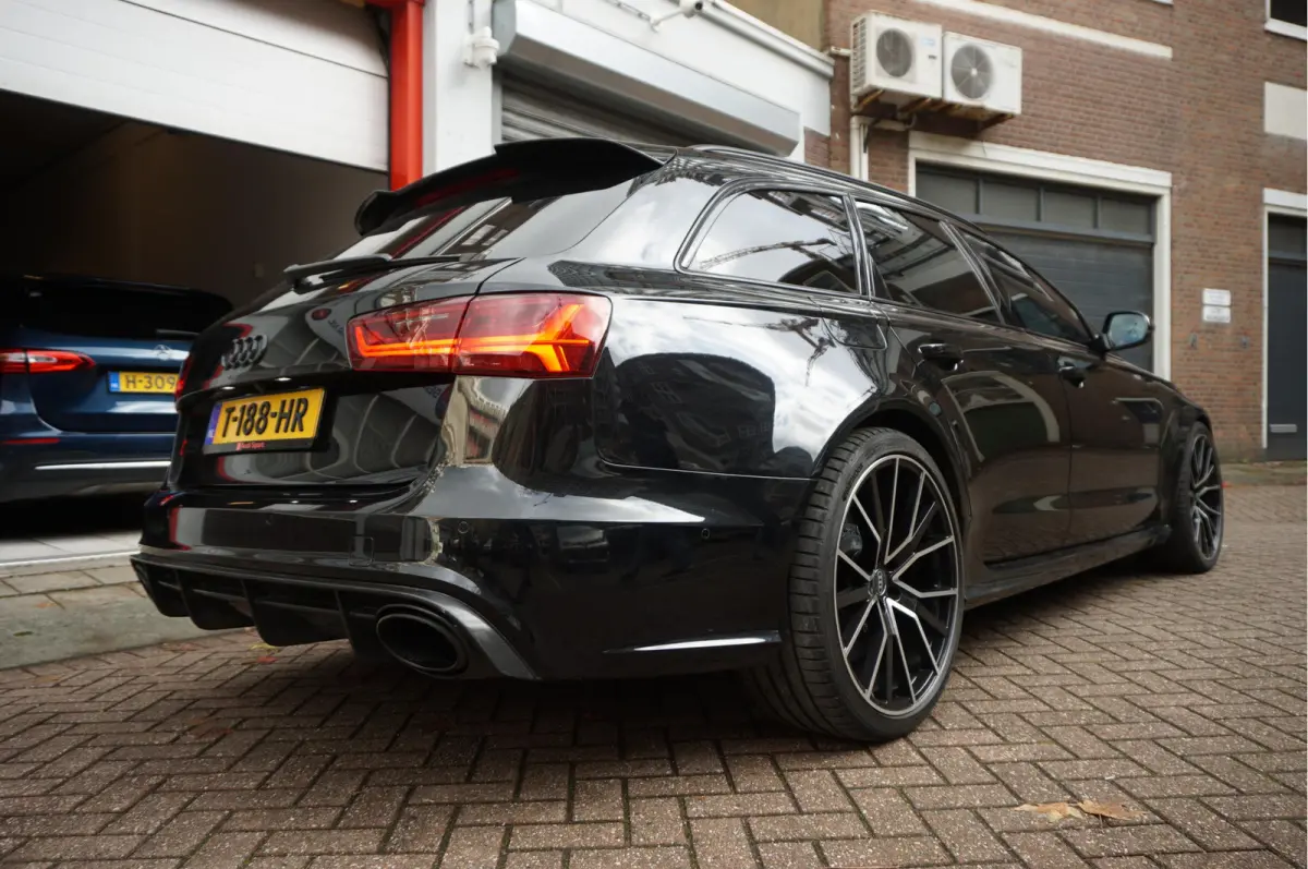 4.0 TFSI RS 6 quattro performance Pro Line Plus | Luchtvering | HUD | Night Vision | Adaptive Cruise | Apple Carplay |