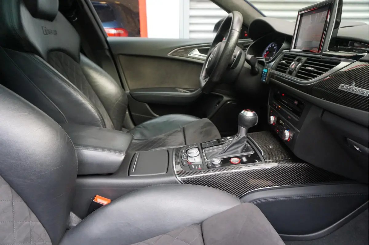4.0 TFSI RS 6 quattro performance Pro Line Plus | Luchtvering | HUD | Night Vision | Adaptive Cruise | Apple Carplay |