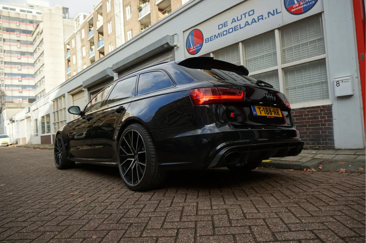 4.0 TFSI RS 6 quattro performance Pro Line Plus | Luchtvering | HUD | Night Vision | Adaptive Cruise | Apple Carplay |