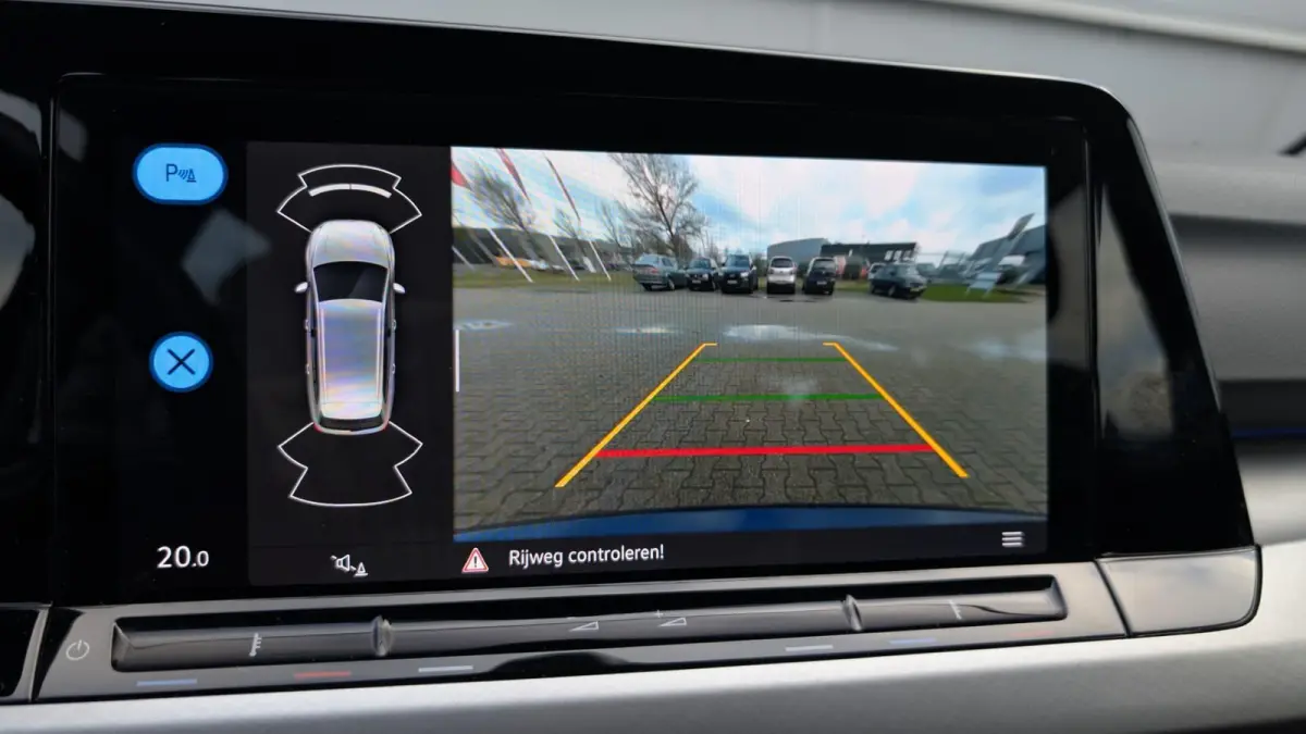1.0 TSI 110pk Life | 18" Velgen | Navigatie | Adaptive Cruise | Camera | DAB
