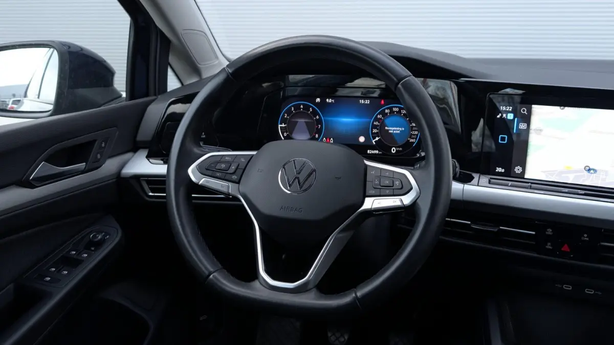 1.0 TSI 110pk Life | 18" Velgen | Navigatie | Adaptive Cruise | Camera | DAB