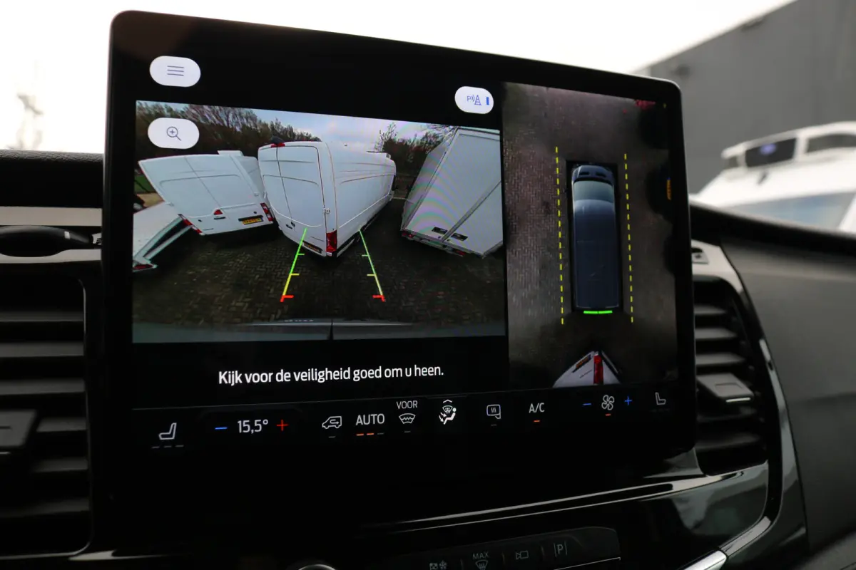 350 L3 H2 Trend 68 kWh Navigatie Adapt. Cruise 360 Camera