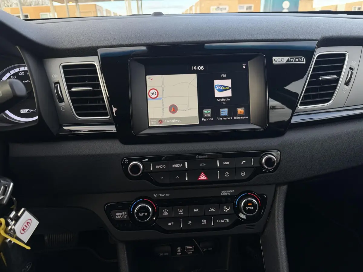 1.6 GDi Hybrid DynamicLine - CARPLAY/NAVI/PDC/NAP