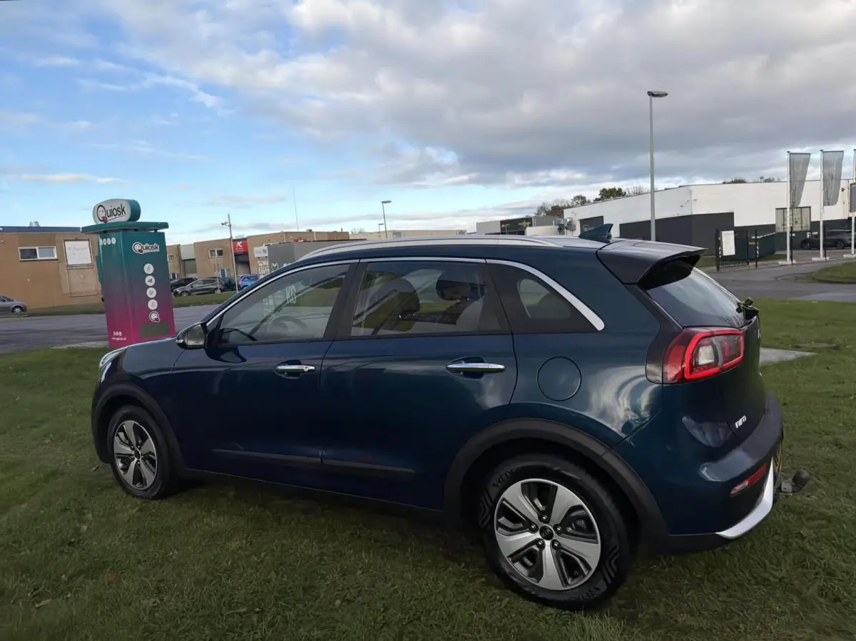 1.6 GDi Hybrid DynamicLine - CARPLAY/NAVI/PDC/NAP