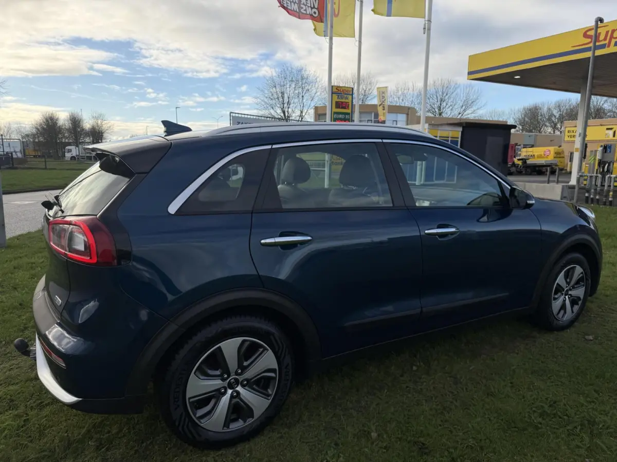 1.6 GDi Hybrid DynamicLine - CARPLAY/NAVI/PDC/NAP