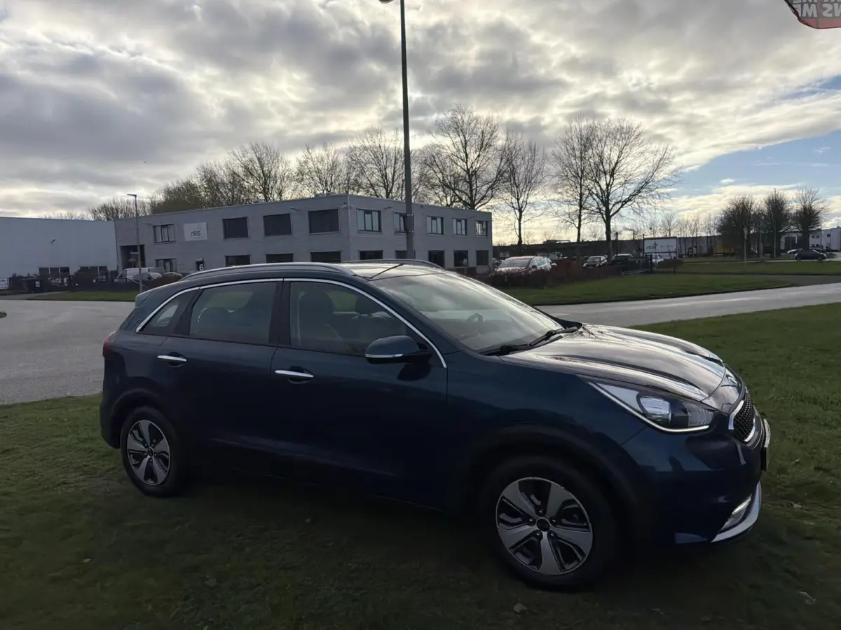 1.6 GDi Hybrid DynamicLine - CARPLAY/NAVI/PDC/NAP
