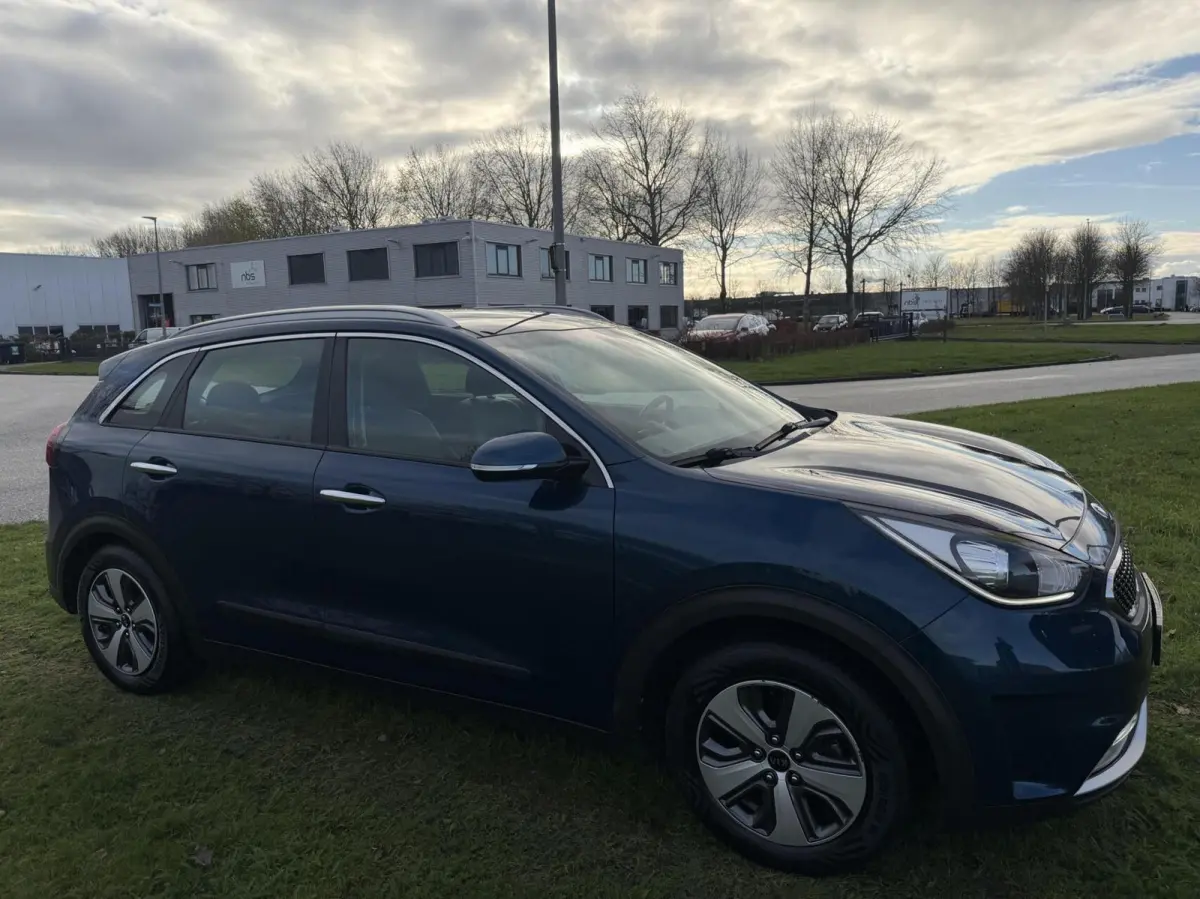 1.6 GDi Hybrid DynamicLine - CARPLAY/NAVI/PDC/NAP