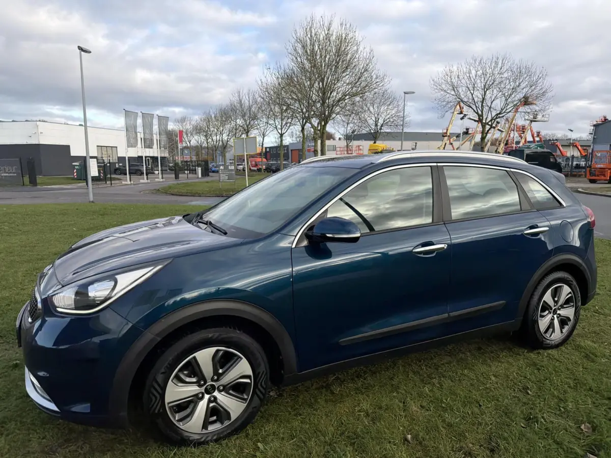 1.6 GDi Hybrid DynamicLine - CARPLAY/NAVI/PDC/NAP