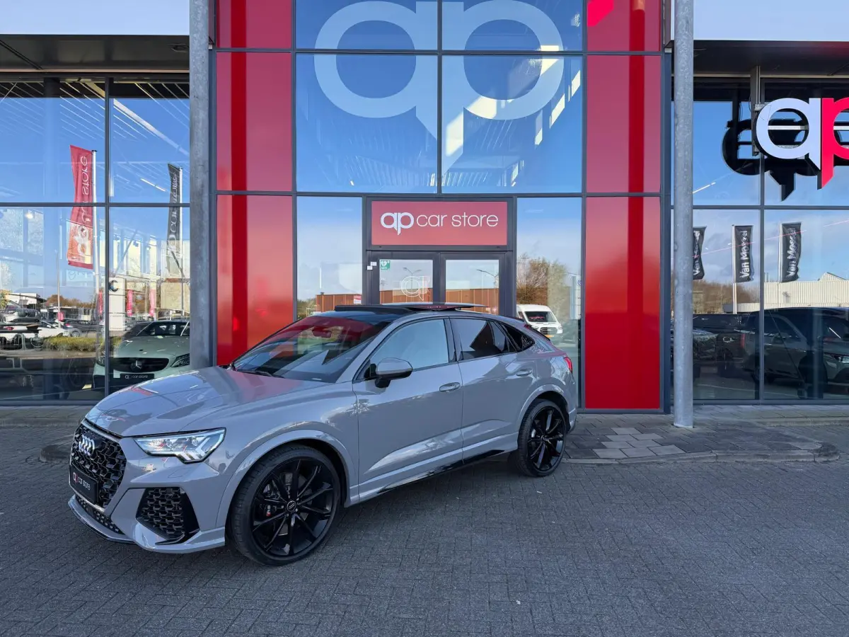 RSQ3 RS Panorama Full spec