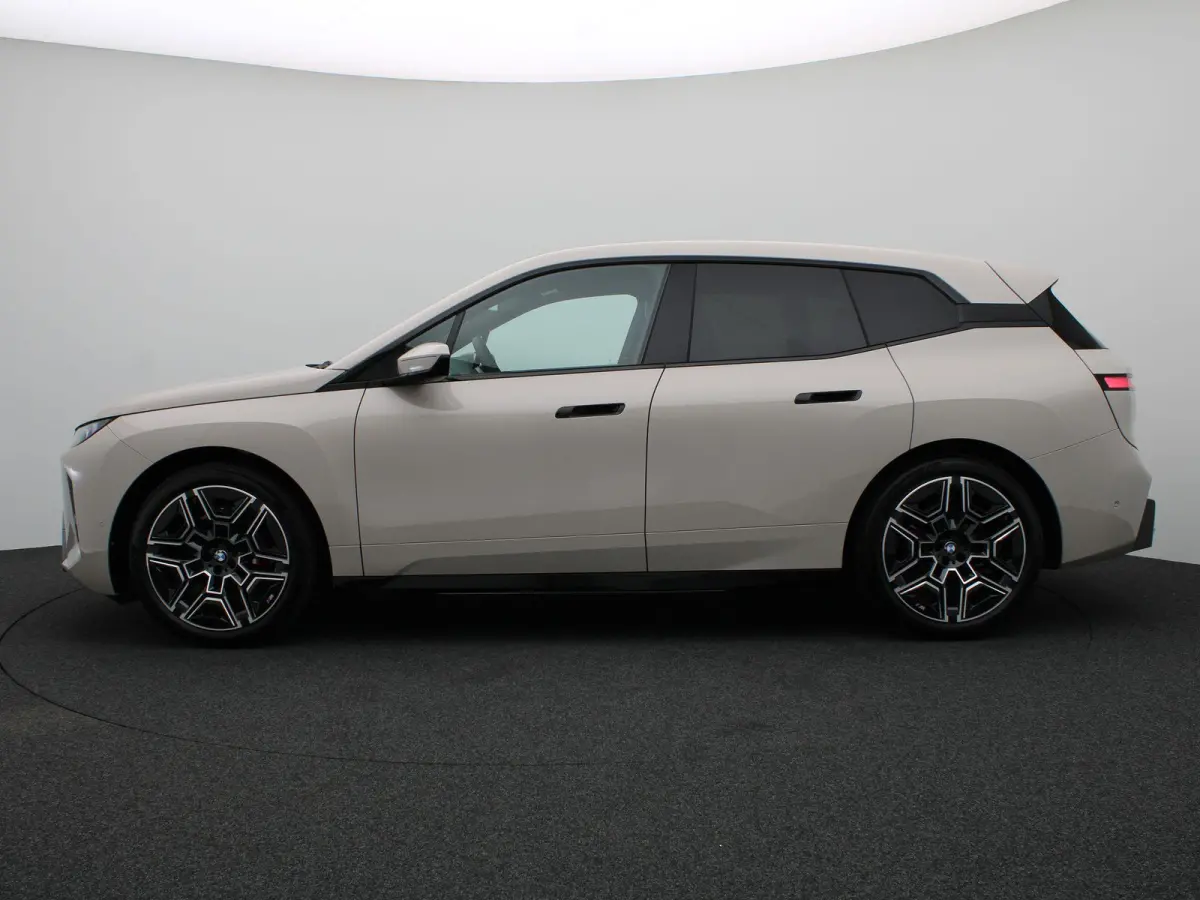 xDrive60 | M Sportpakket Pro | Comfort Pack icm M Sportpakket | Innovation Pack